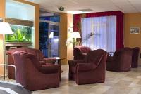 ✔️ Hotel SunGarden 4* Siófokon a Balatonnál, előtér ✔️ Hotel SunGarden 4* Siófokon a Balatonnál, előtér